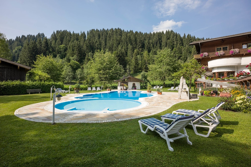 Hotel Haflingerhof — Oberau — photo 2