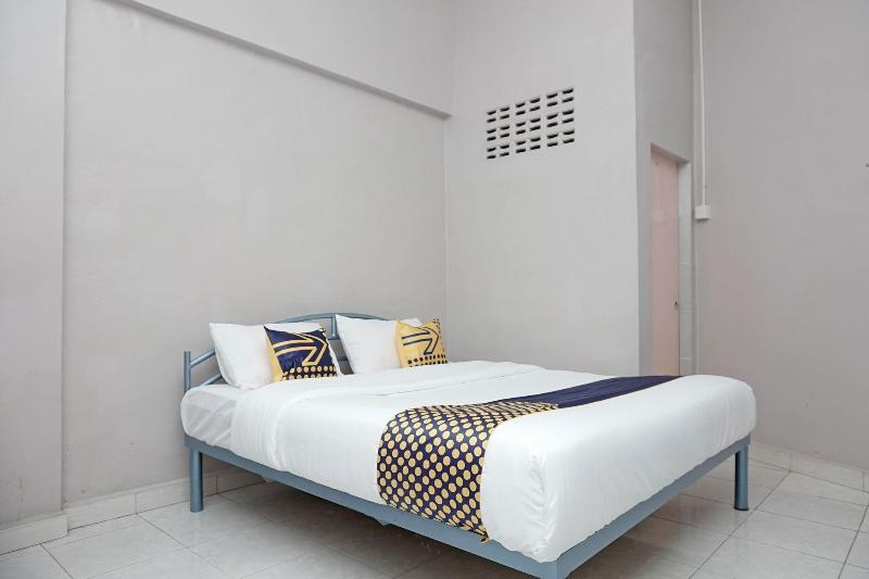 Spot On 2200 Hotel Gunung Sari — hotel in Rantauprapat