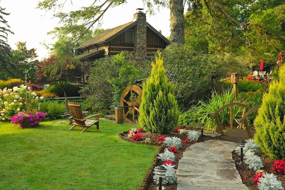 Azalea Garden Inn - photo 49