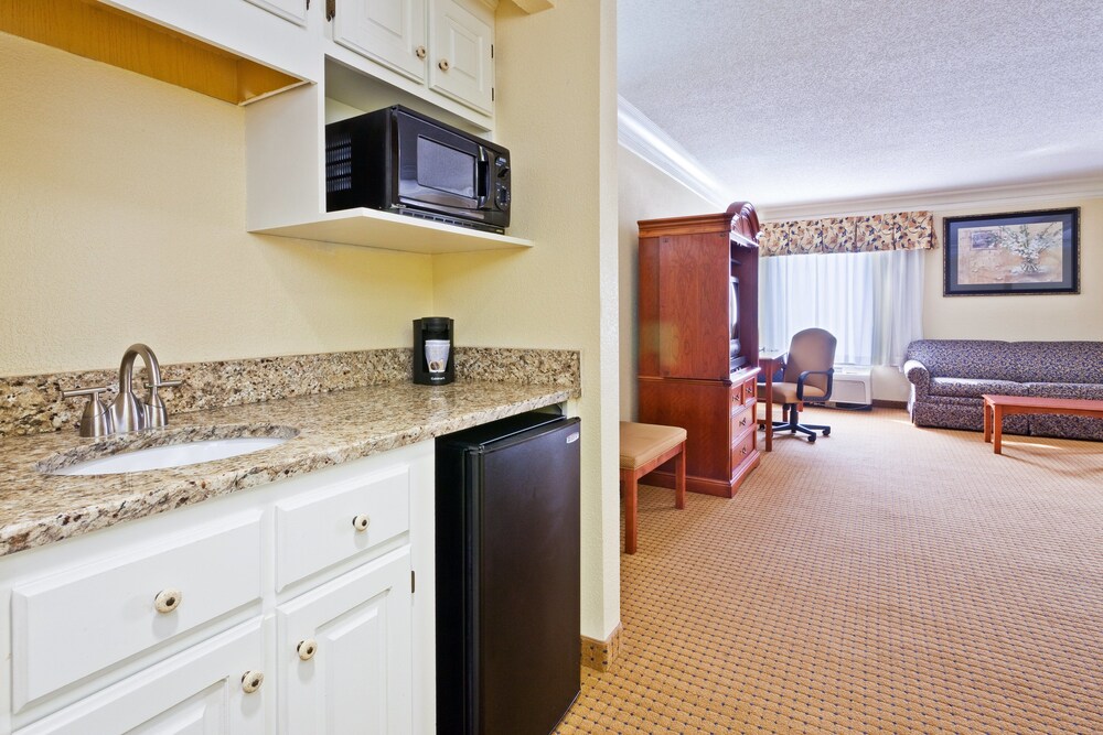 Holiday Inn Express Ringgold by IHG - photo 15