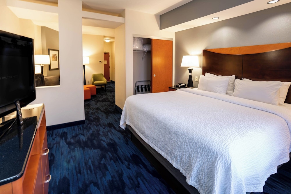 Fairfield Inn & Suites Kearney - photo 12