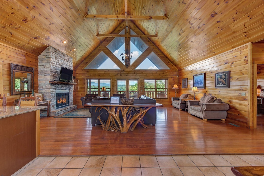 Dancing Bear Lodge - photo 17