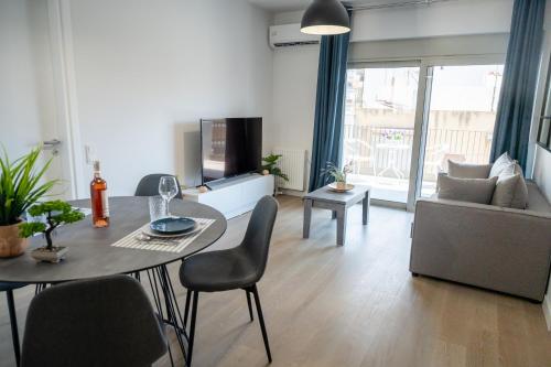 Classy and stylish flat near Pagrati region — 4-Star Luxury Hotel in Athens, Greece