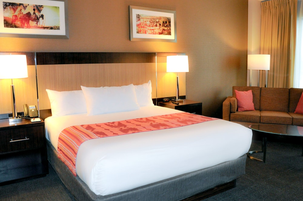 Legends Casino Hotel - photo 8