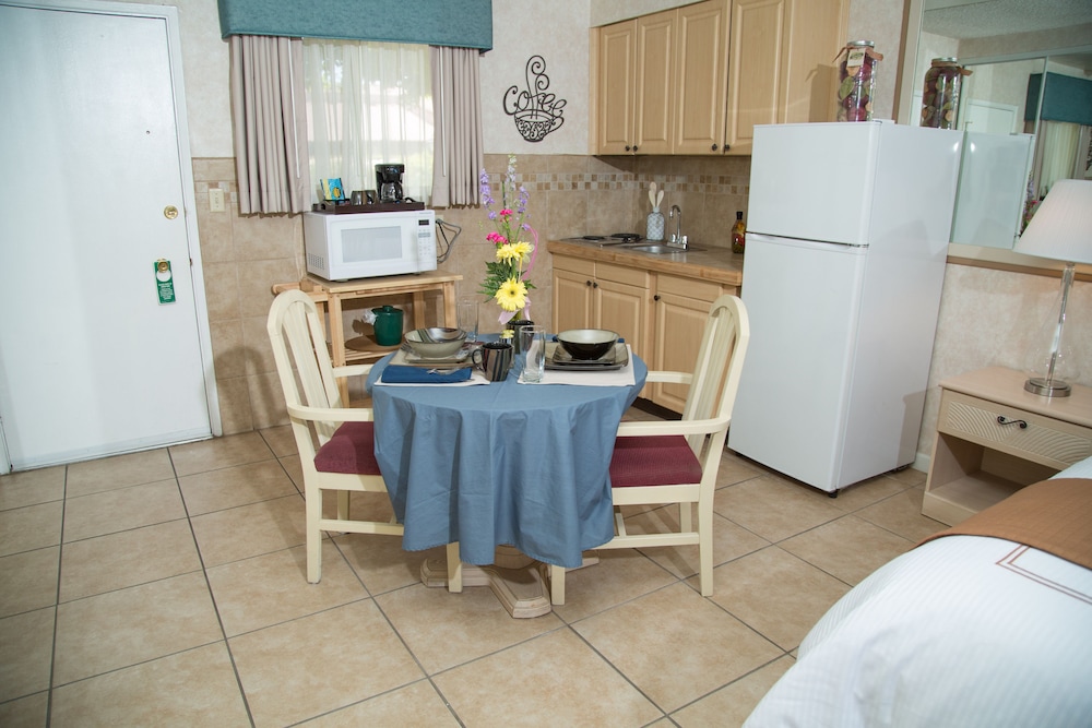 Inn at Deep Canyon - photo 31