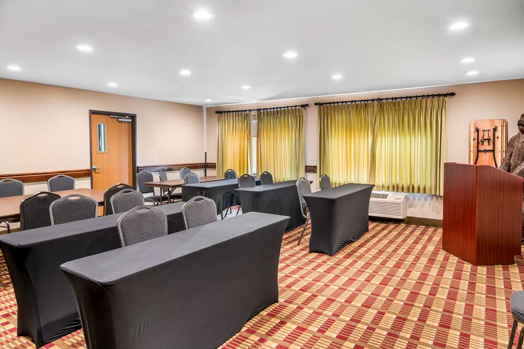 White Pine Inn & Suites - photo 34