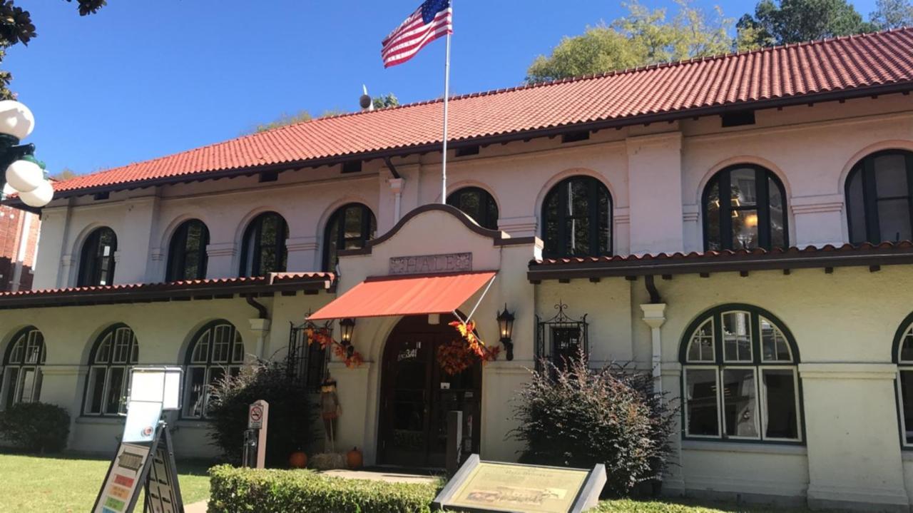 Hotel Hale in Hot Springs, United States