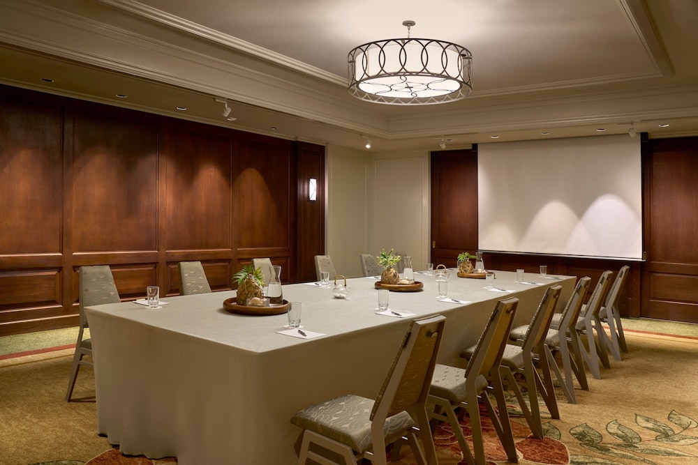 Moana Surfrider A Westin Resort & Spa Waikiki Beach - photo 183