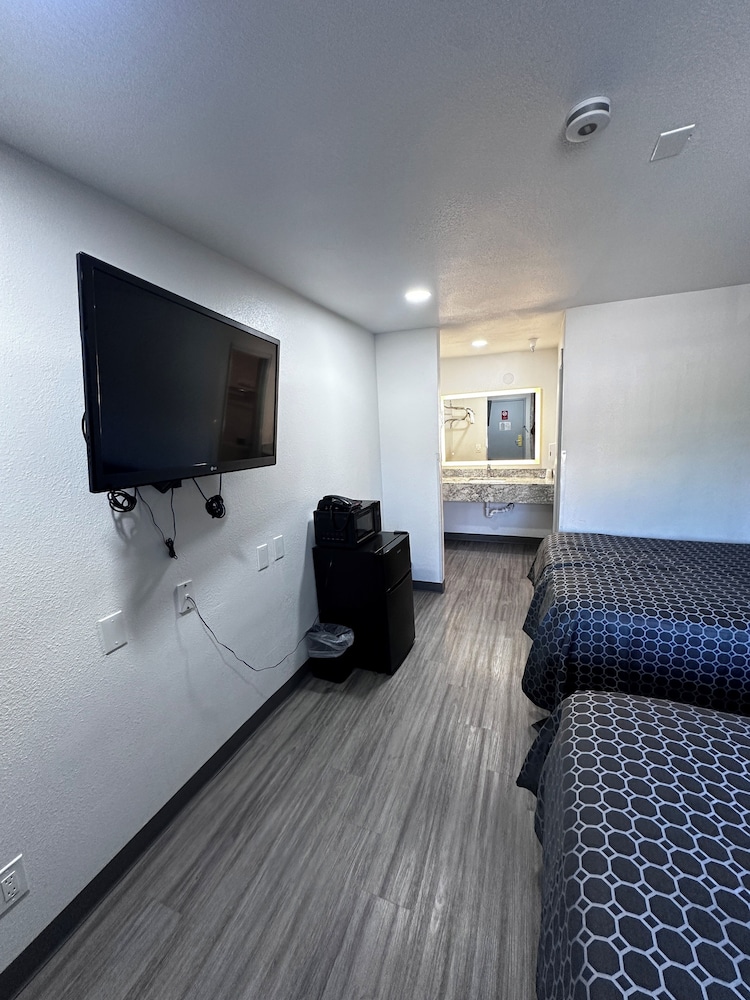 Motel Santa Cruz - photo 42