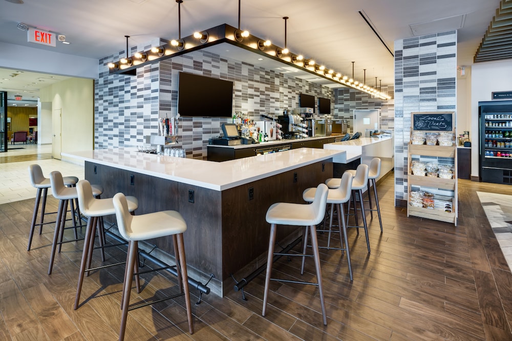 DoubleTree by Hilton Hartford Downtown - photo 39