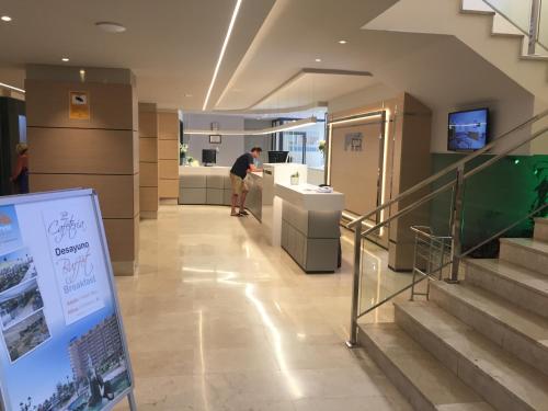 Studio Aparthotel PYR in Fuengirola, Spain