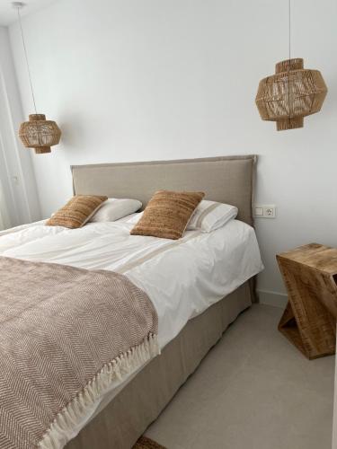 Mesas Homes luxury 4 bed apartment near the sea and port Estepona — 4-Star Luxury Hotel in Estepona, Spain