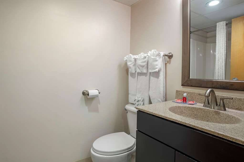 Econo Lodge Inn & Suites Rehoboth Beach - photo 33