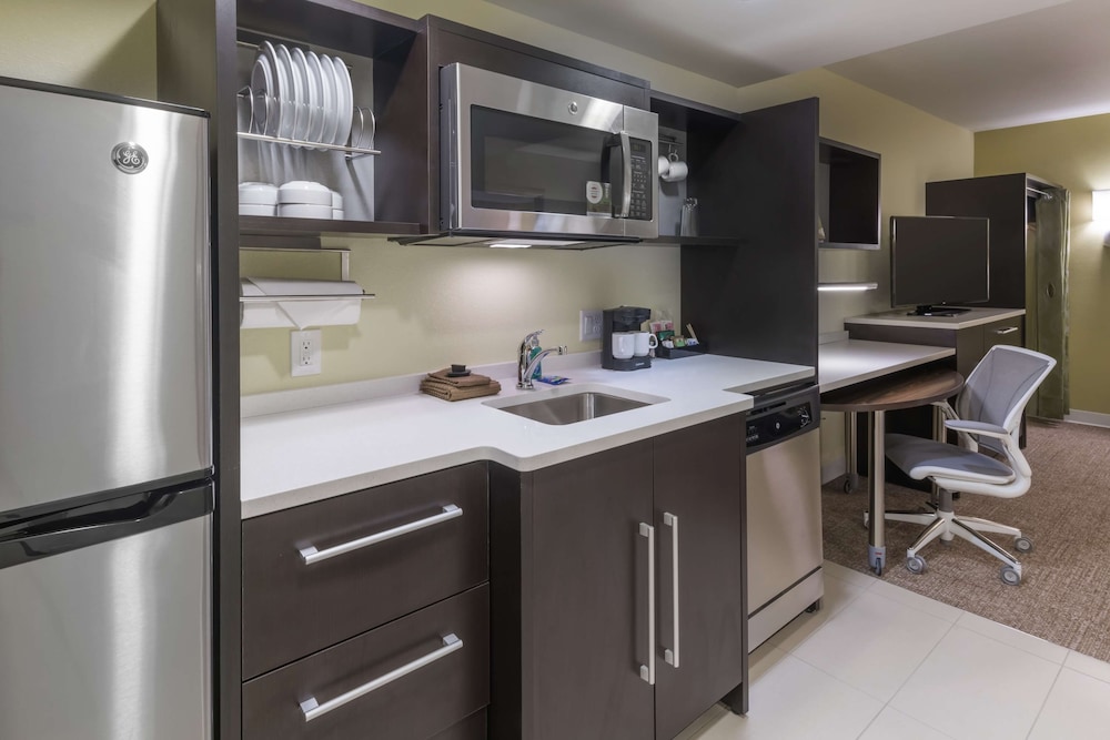 Home2 Suites by Hilton Kansas City Downtown - photo 18
