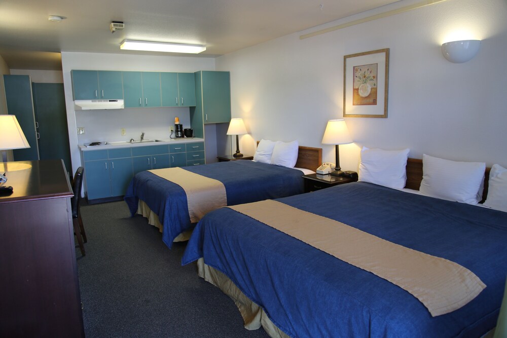 Idaho Inn - photo 14