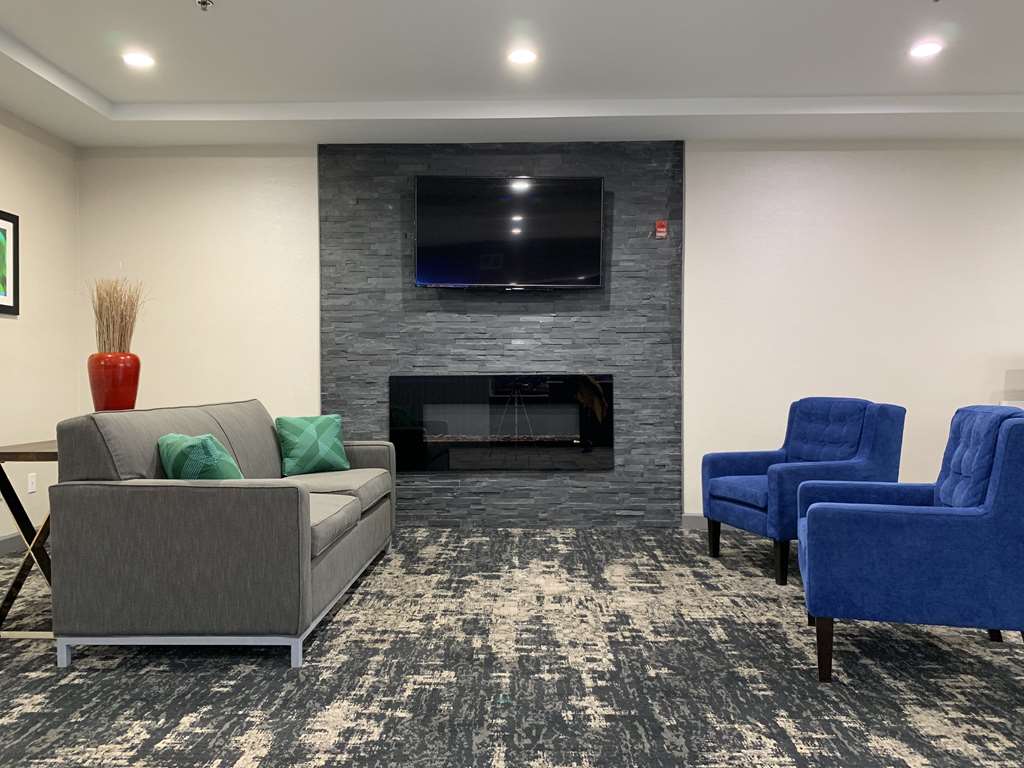 Best Western Plus Olive Branch Hotel & Suites - photo 3