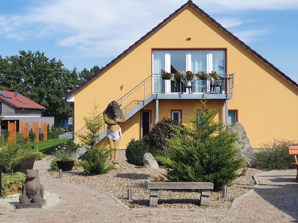 Apartmenthaus in Walle - carbon neutral hotel in Braunschweig