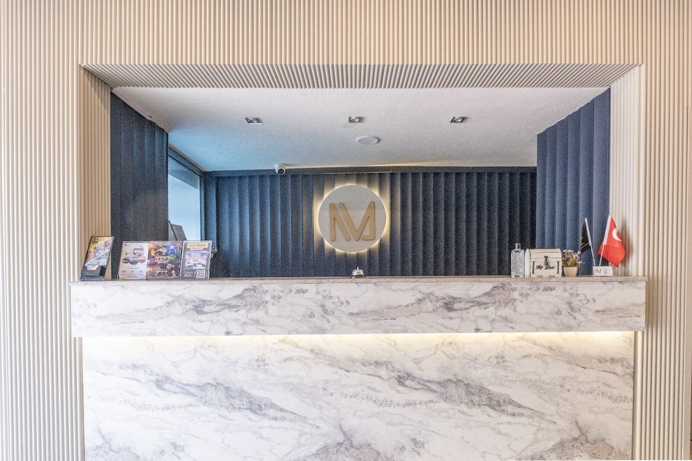 Mad İnn Hotel Lara — hotel in Muratpasa
