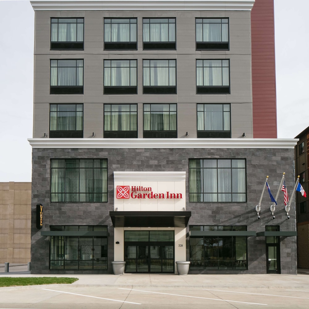 Hilton Garden Inn Iowa City Downtown University — Iowa