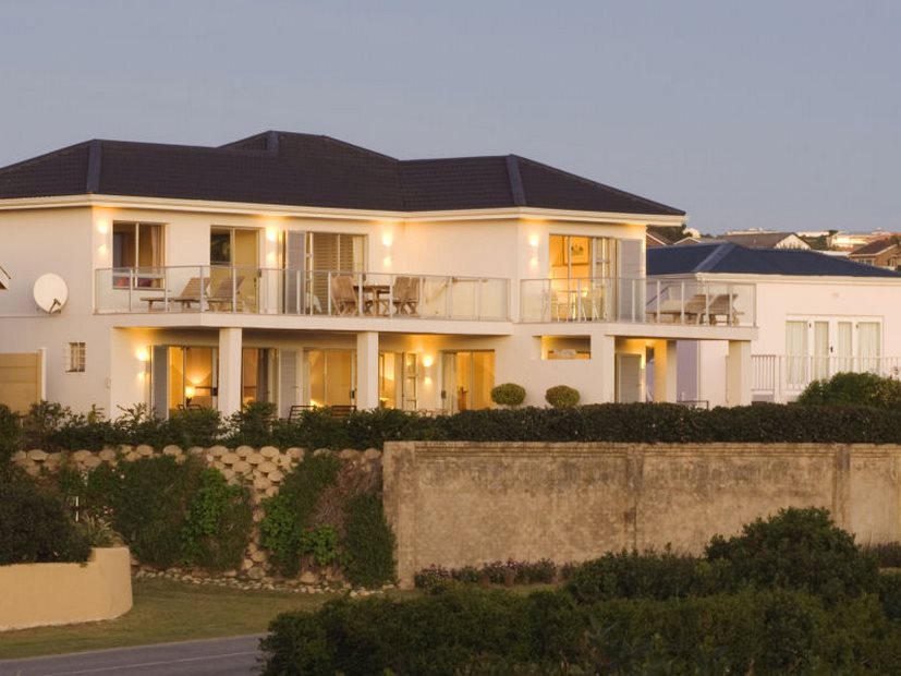 Anlin Beach House — 4-Star Luxury Hotel in Plettenberg Bay, South Africa