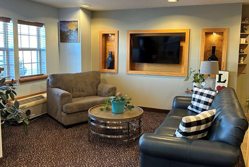 Microtel Inn & Suites by Wyndham Tomah - photo 18