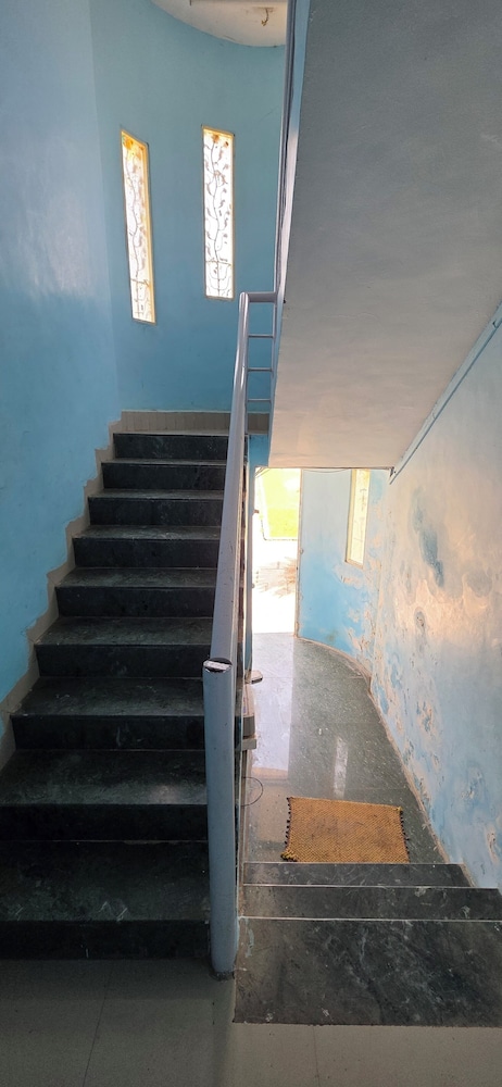 Hotel Manas in Paithan, India