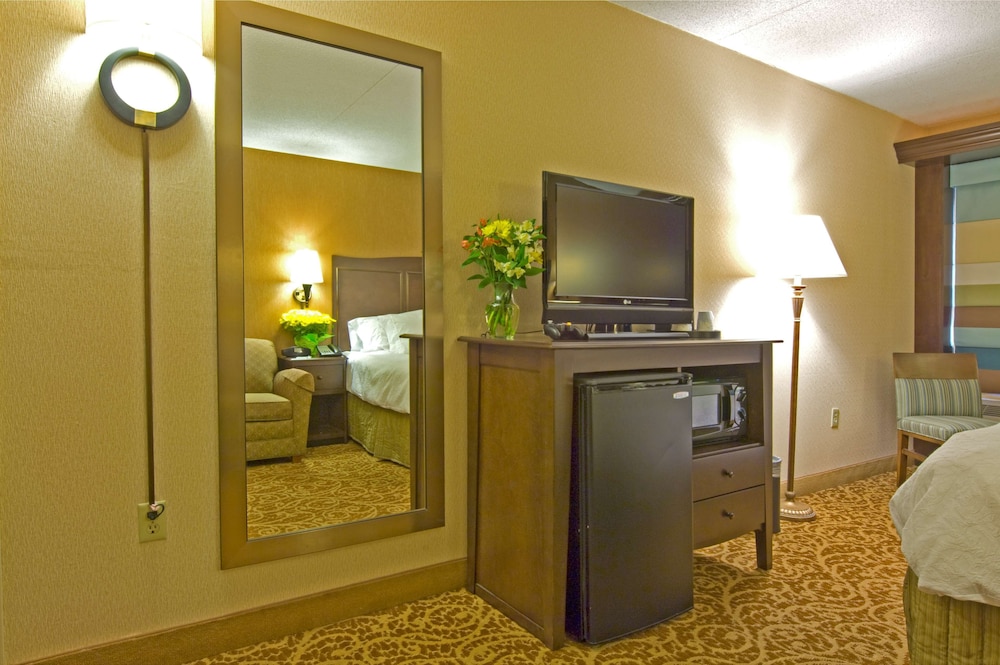 Hampton Inn Downingtown Exton - photo 29