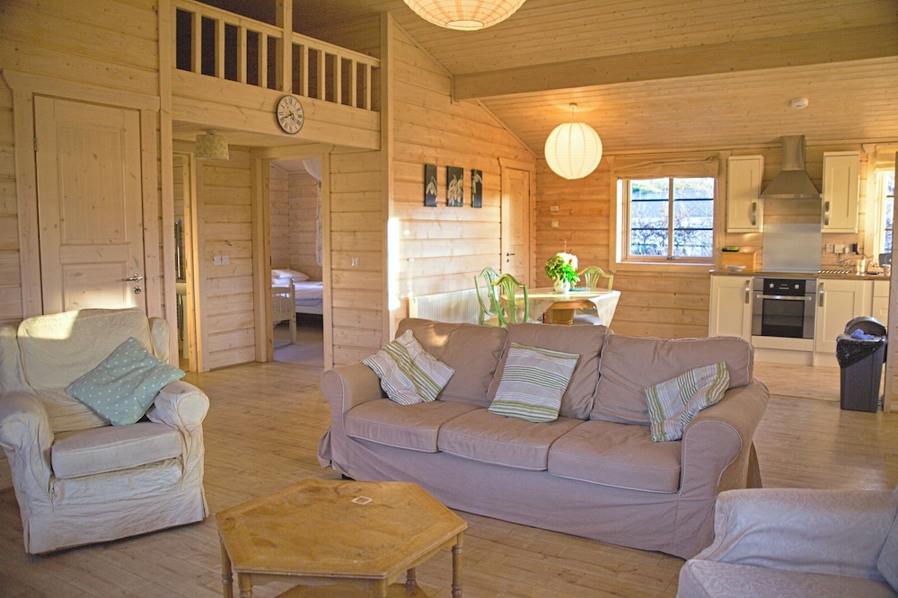 Skylark Lodge — 4-Star Luxury Hotel in Dumfries, United Kingdom