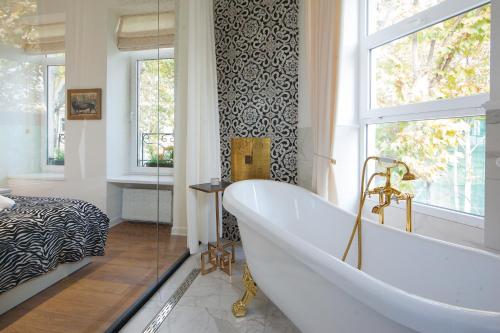 Deluxe Prince Machabeli Suite