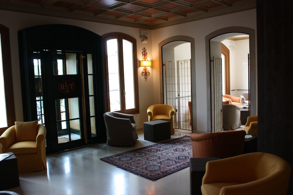 Hotel La Torre — 4-Star Luxury Hotel in Torreglia, Italy