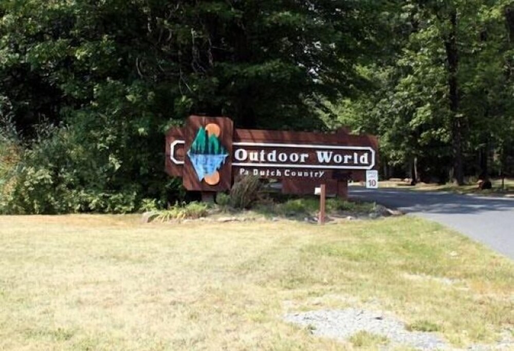 PA Dutch Country RV Resort Caravan Park in Manheim, United States