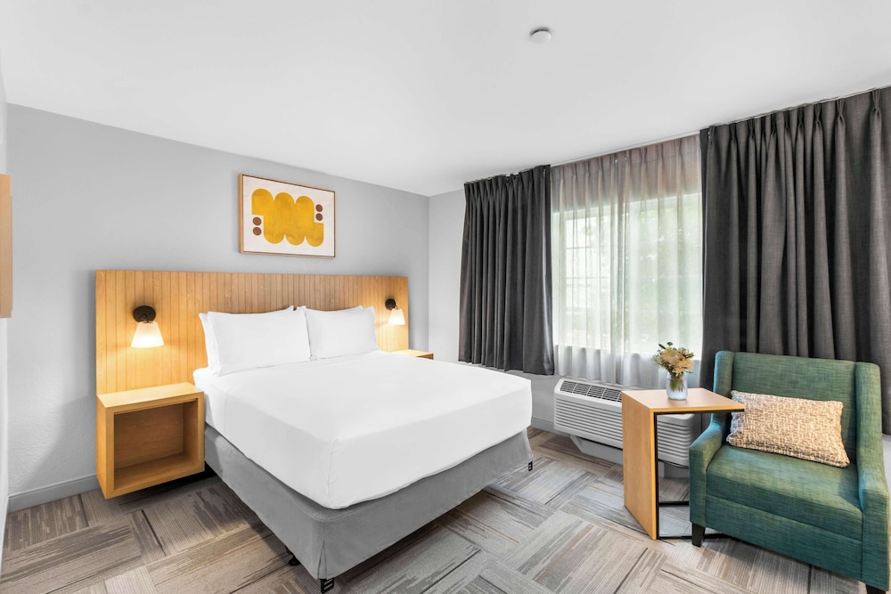 Sonesta Simply Suites Austin South - photo 10