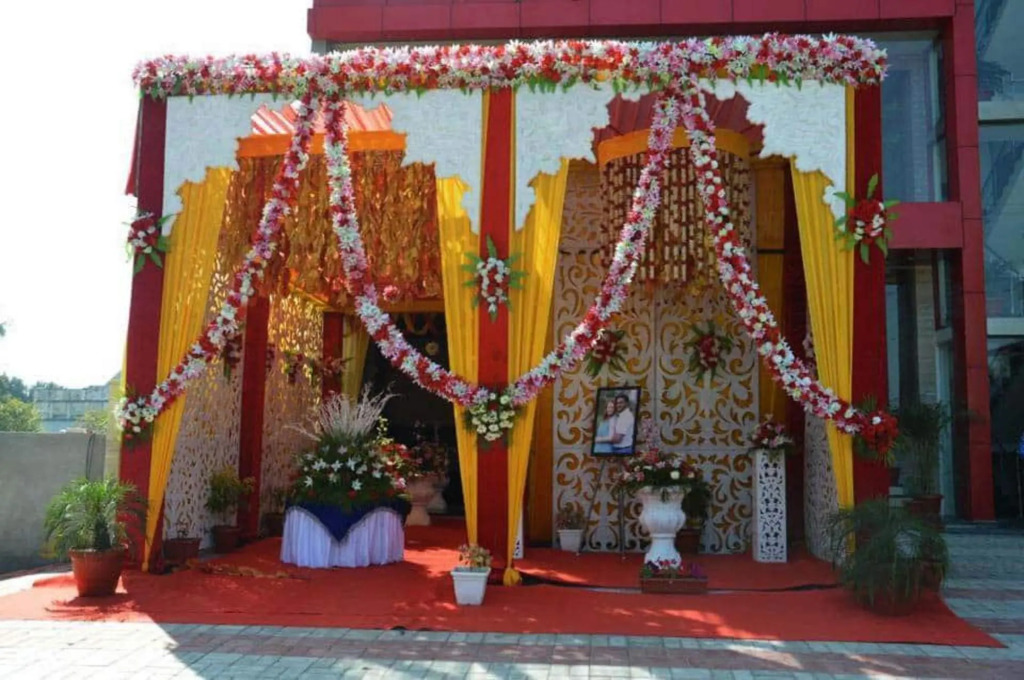 Red Apple Hotel — hotel in Sangrur