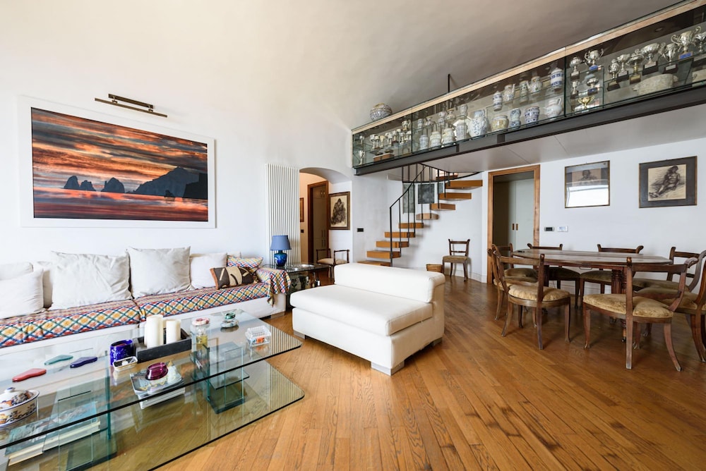 Via Posillipo 335 in Naples — 4-Star Luxury Hotel in Naples, Italy
