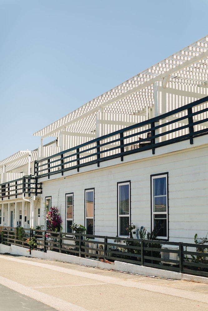 Laguna Cove Hotel - photo 98