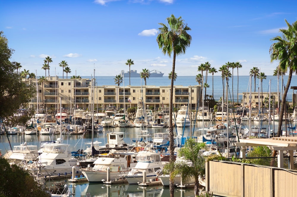 Days Inn by Wyndham Oceanside - photo 22