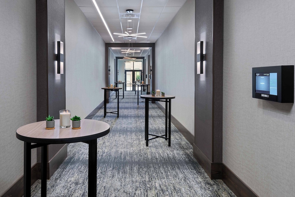 Courtyard by Marriott Atlanta Midtown - photo 51