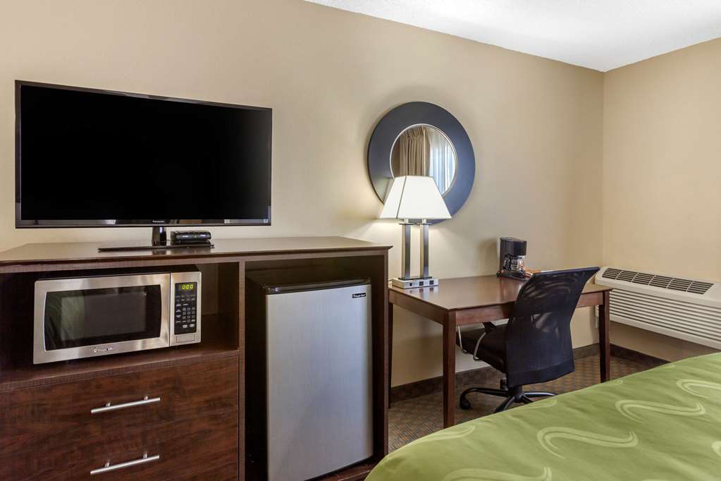 Quality Inn Ontario - photo 14