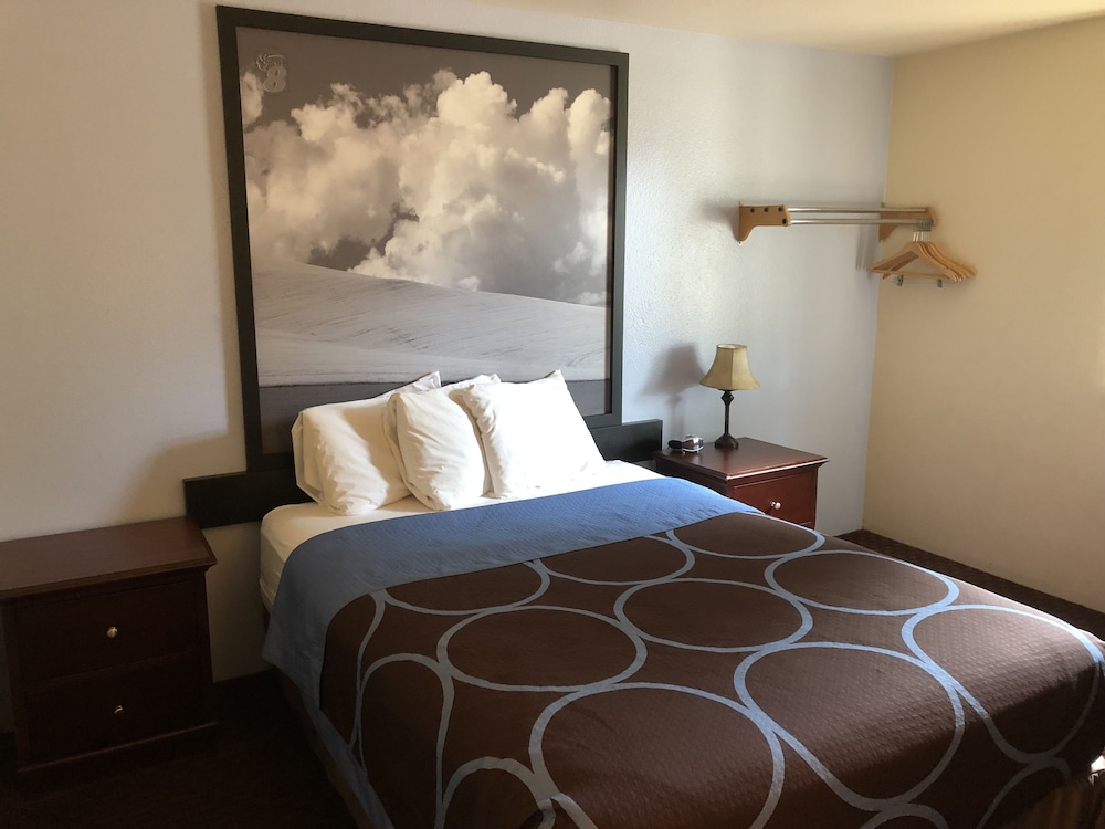 Super 8 by Wyndham Lewiston - photo 6
