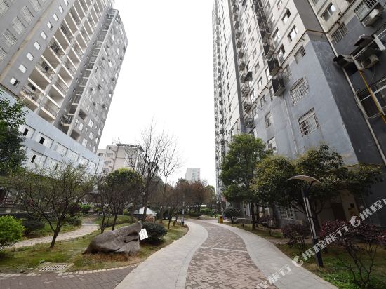 Clover Theme Apartment Hotel - carbon neutral hotel in Changsha