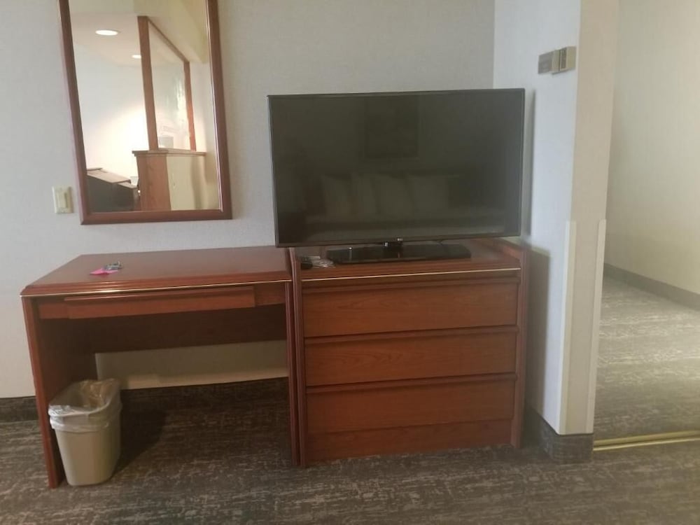 Shilo Inn Suites Salem - photo 9