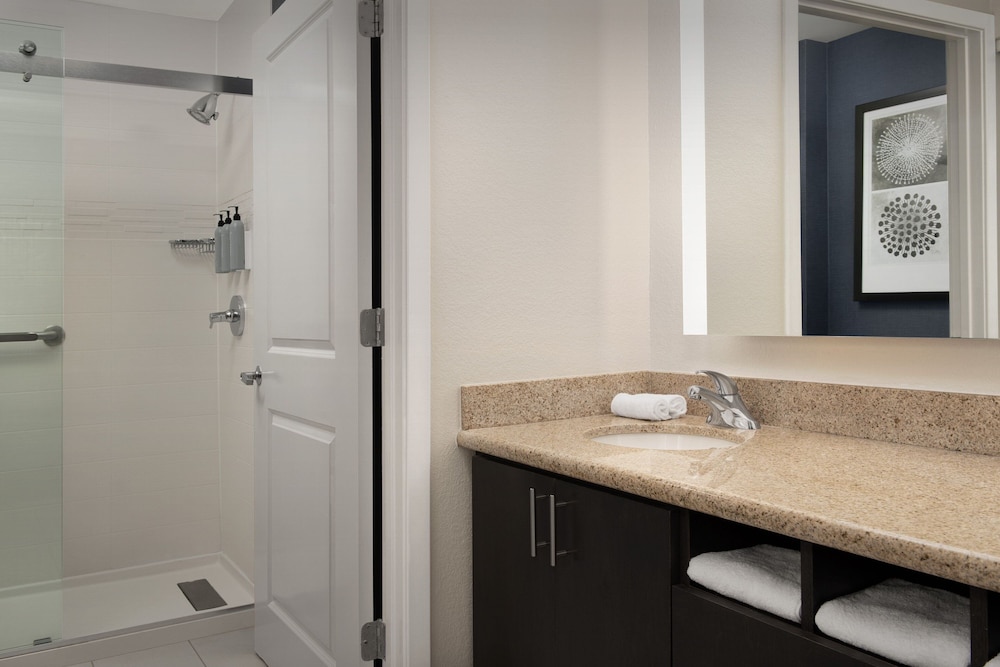 Residence Inn by Marriott Greensboro Airport - photo 21