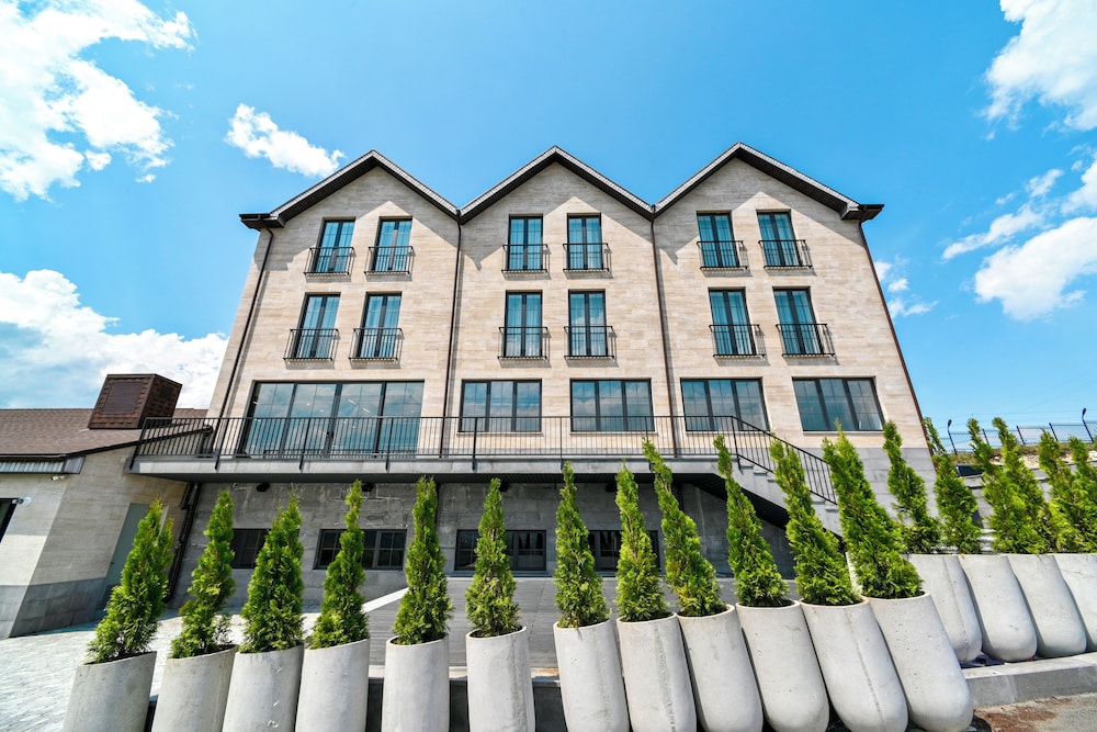 Stonehenge Hotel & Restaurant in Tsaghkadzor, Armenia