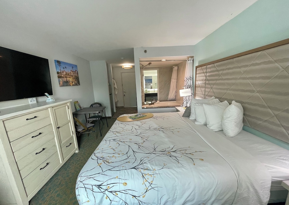Ocean Sands Beach Boutique Inn 1 Acre Private Beach - photo 48