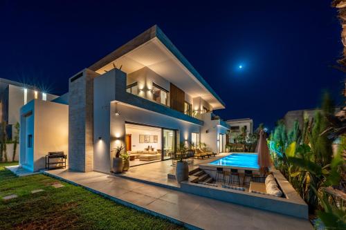 Villa Bahia Luxury Pool Breakfast & Golf Access — 4-Star Luxury Hotel in Marrakesh, Morocco