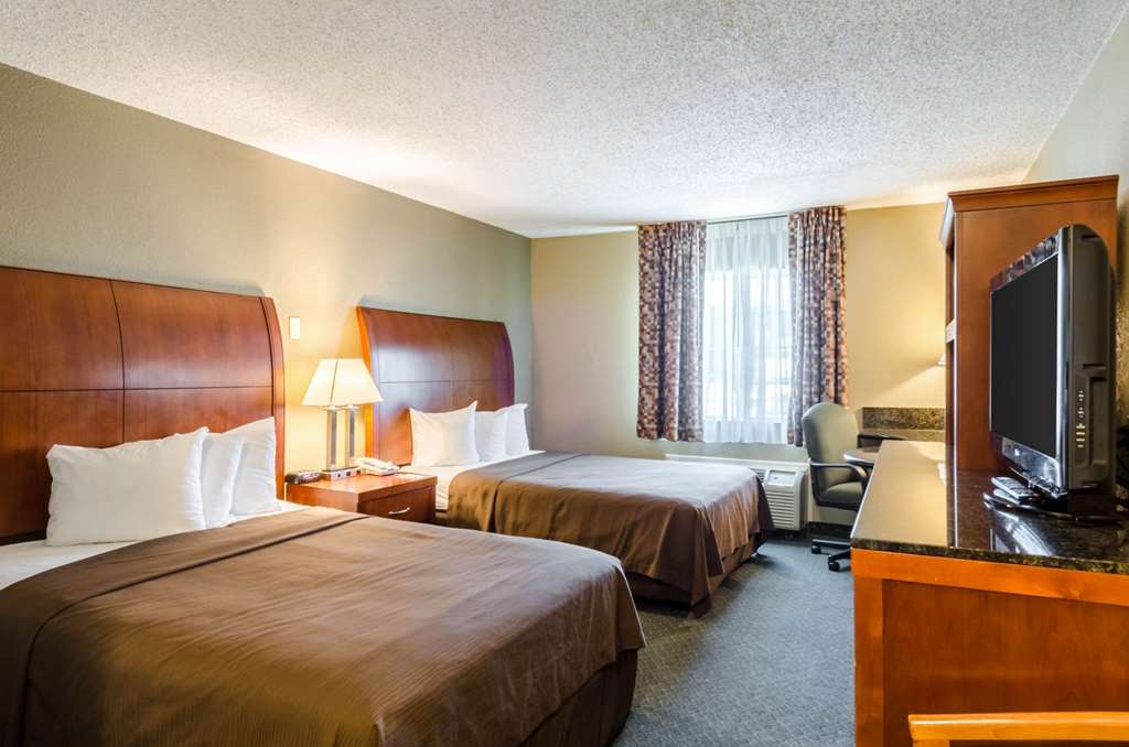 Quality Inn Chicopee Springfield - photo 8
