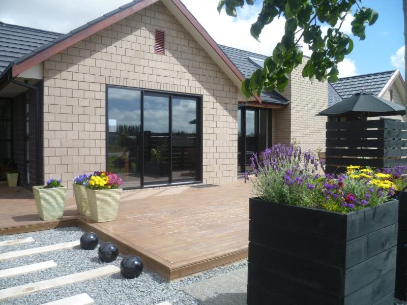 West Melton Bed and Breakfast — 4-Star Luxury Hotel in Christchurch, New Zealand