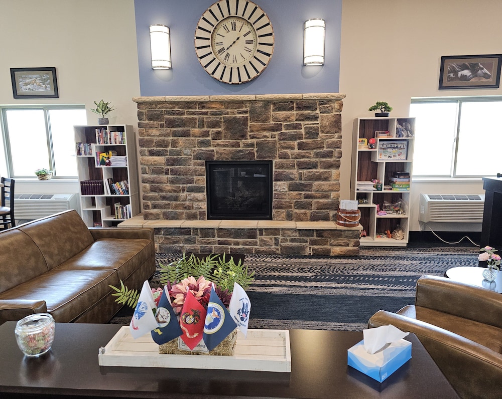 Cobblestone Inn & Suites Manchester - photo 4