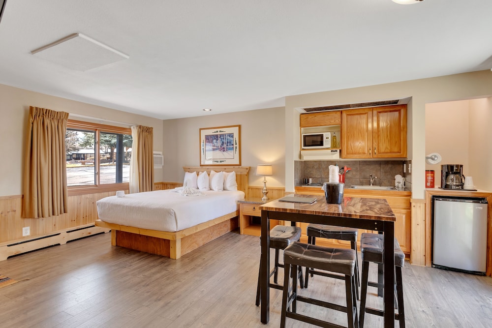 Murphy's Resort - photo 13