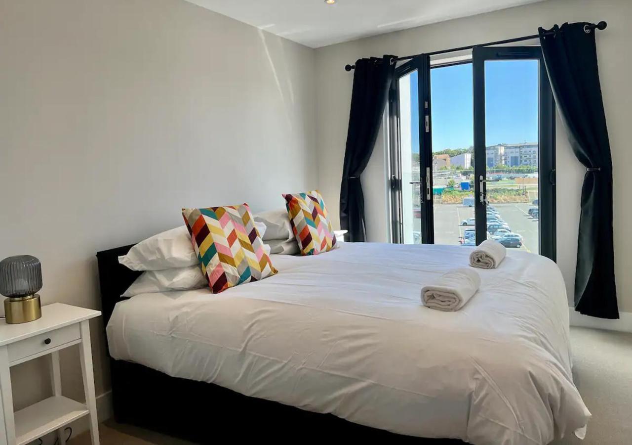 Beachfront Bliss Margate With Sea Views Sleeps 5 — 4-Star Luxury Hotel in Margate, United Kingdom